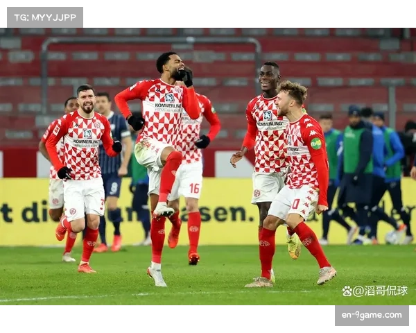 拜仁积分优势扩大至11分 联赛卫冕仅剩理论悬念 拜仁积分优势扩大至11分 联赛卫冕仅剩理论悬念